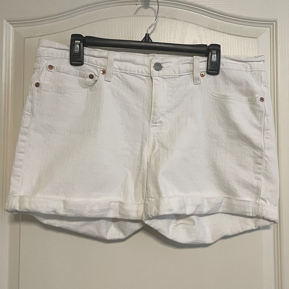 Classic White Levi Shorts